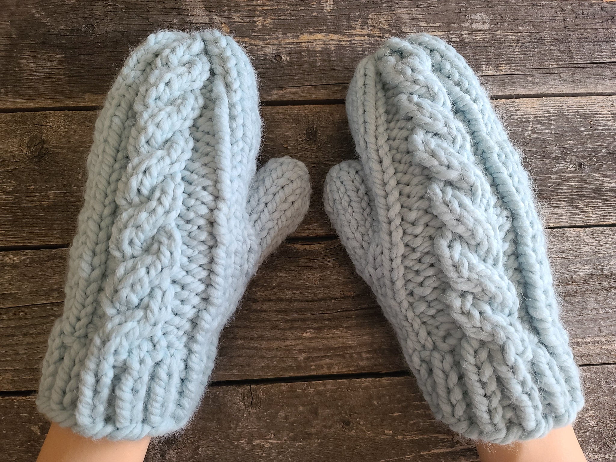 Loom Knit ePattern: Chubby Cable Mittens – CinDWood Looms