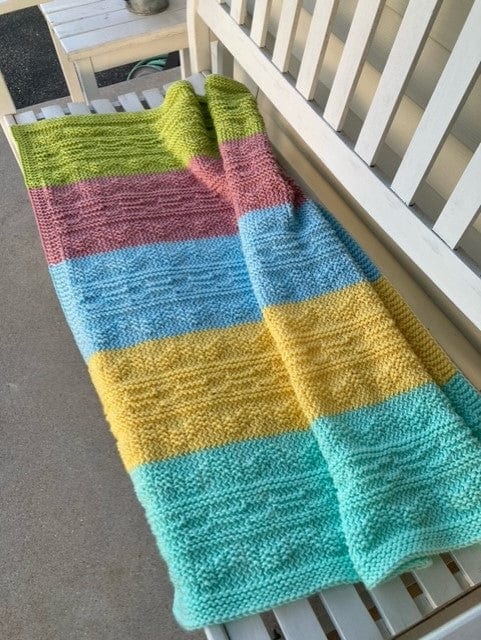 Knitting with the Afghan/Infinity loom. Starting a very large blanket for a  family member. My poor fingers. : r/knitting