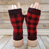 Janae Yagi ePattern: Toasty Buffalo Fingerless Mitts Pattern