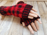 Janae Yagi ePattern: Toasty Buffalo Fingerless Mitts Pattern