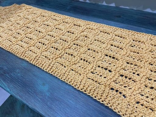 Loom Knit ePattern: Lacey Table Runner – CinDWood Looms