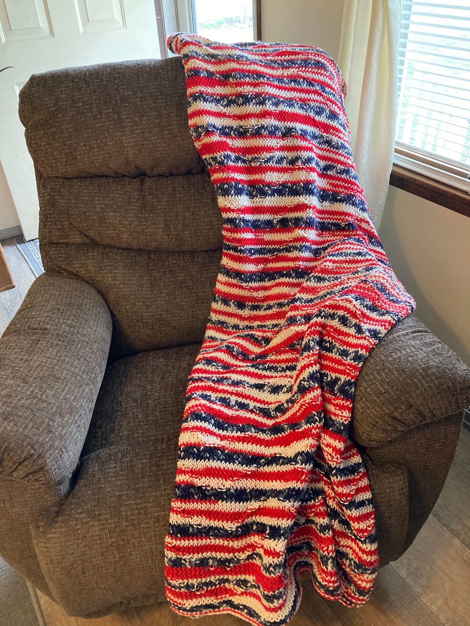 Loom Knit Blanket – Splendid Expressions