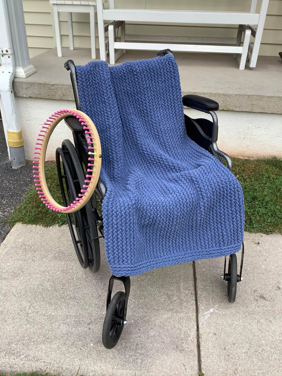 Laurie Schue Loom Knit ePattern: Tranquility Wheelchair Lapghan Pattern