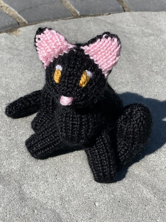 Leah Sommons Loom Knit epattern: Halloween Kitty Pattern