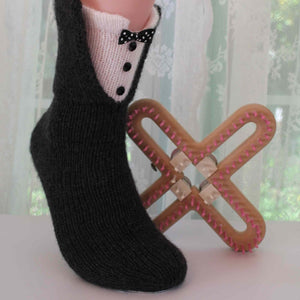 Scarlett Royale Loom Knit ePattern: Tuxedo Socks Pattern